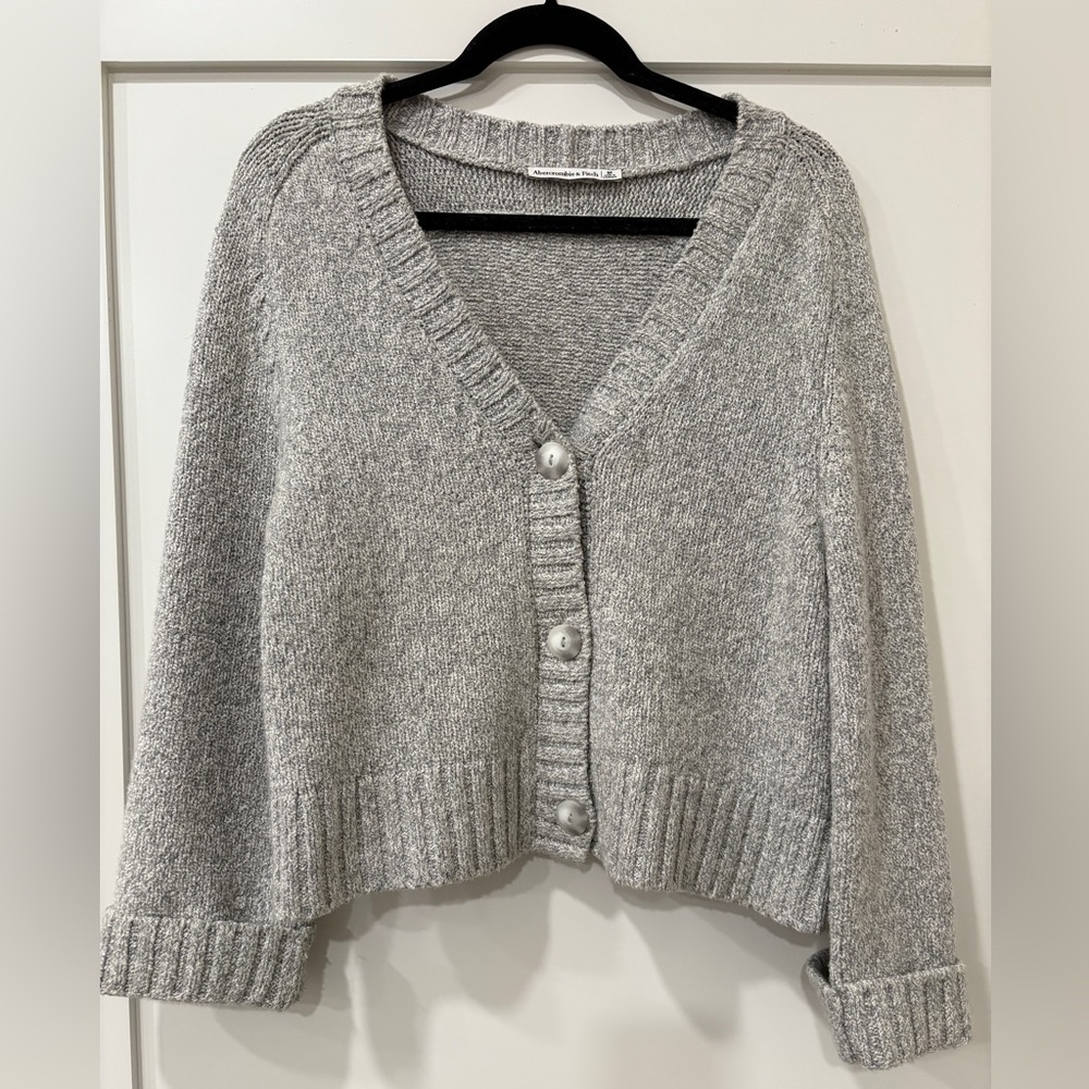 Abercrombie & Fitch Gray Button-Up Cardigan